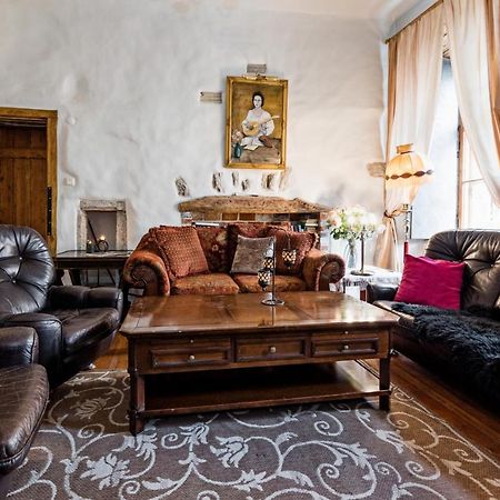 Historical Two-Bedroom Apartment With Sauna, Jacuzzi And Fireplace Tallinn Eksteriør bilde